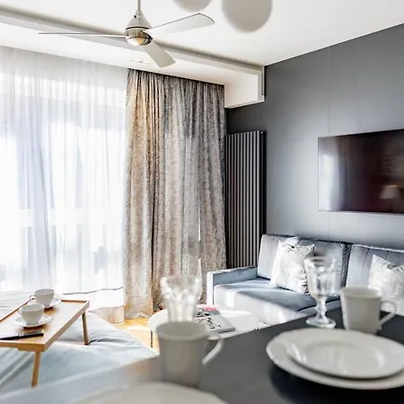 Old Town Vibes Premium Aon Apartament *