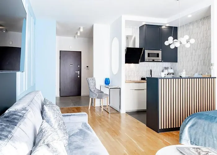 Old Town Vibes Premium Aon