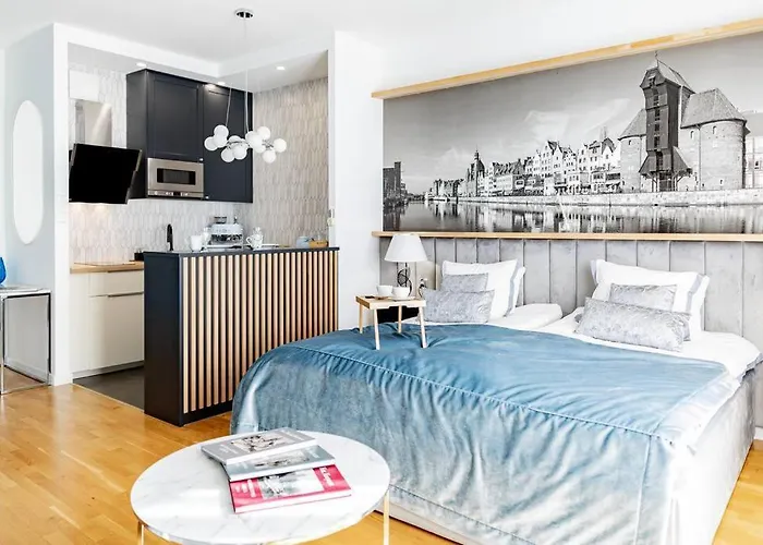 Old Town Vibes Premium Aon *